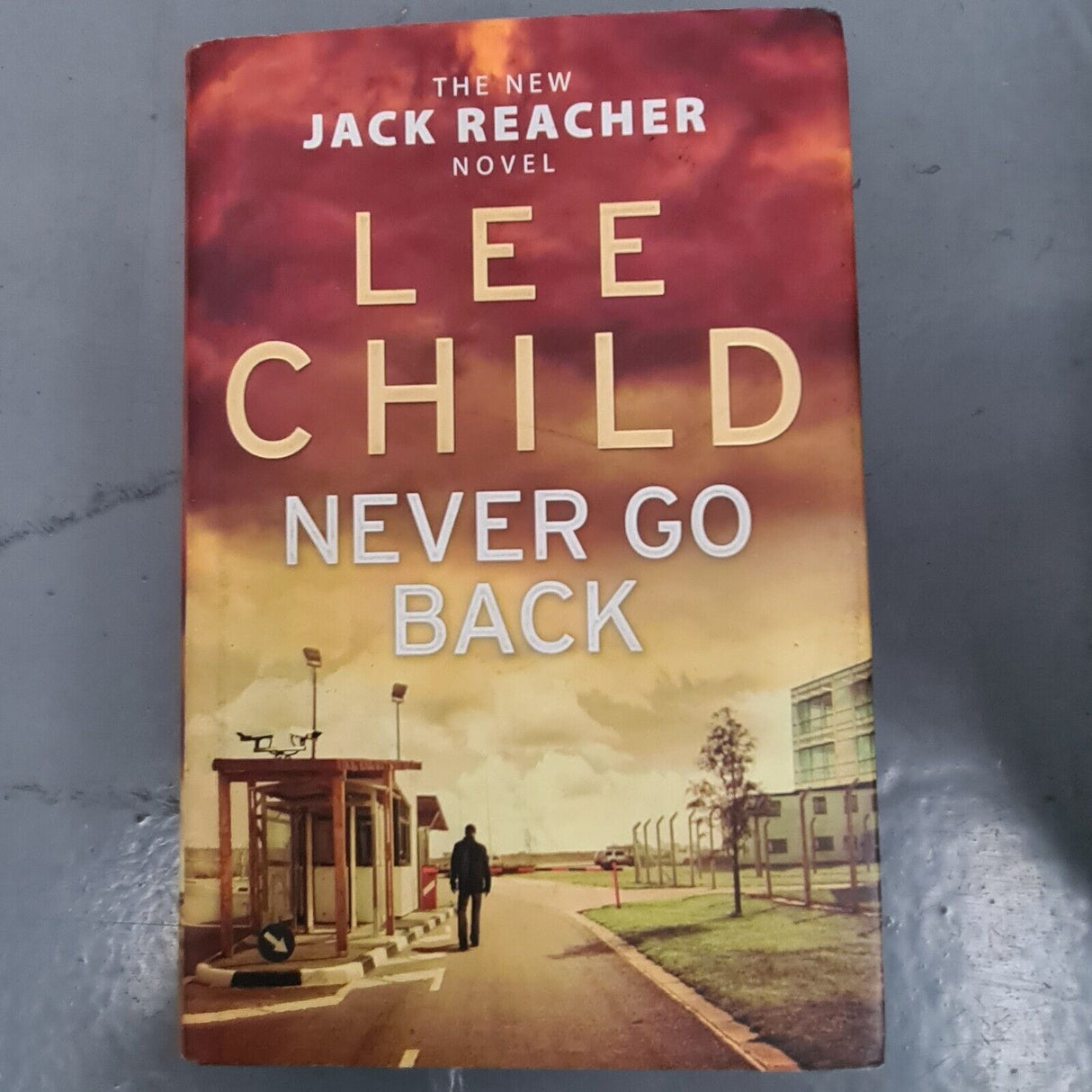 Lee Child Jack Reacher HB & PB Build Your Own Book Bundle - BUY 3 GET 2 FREE
