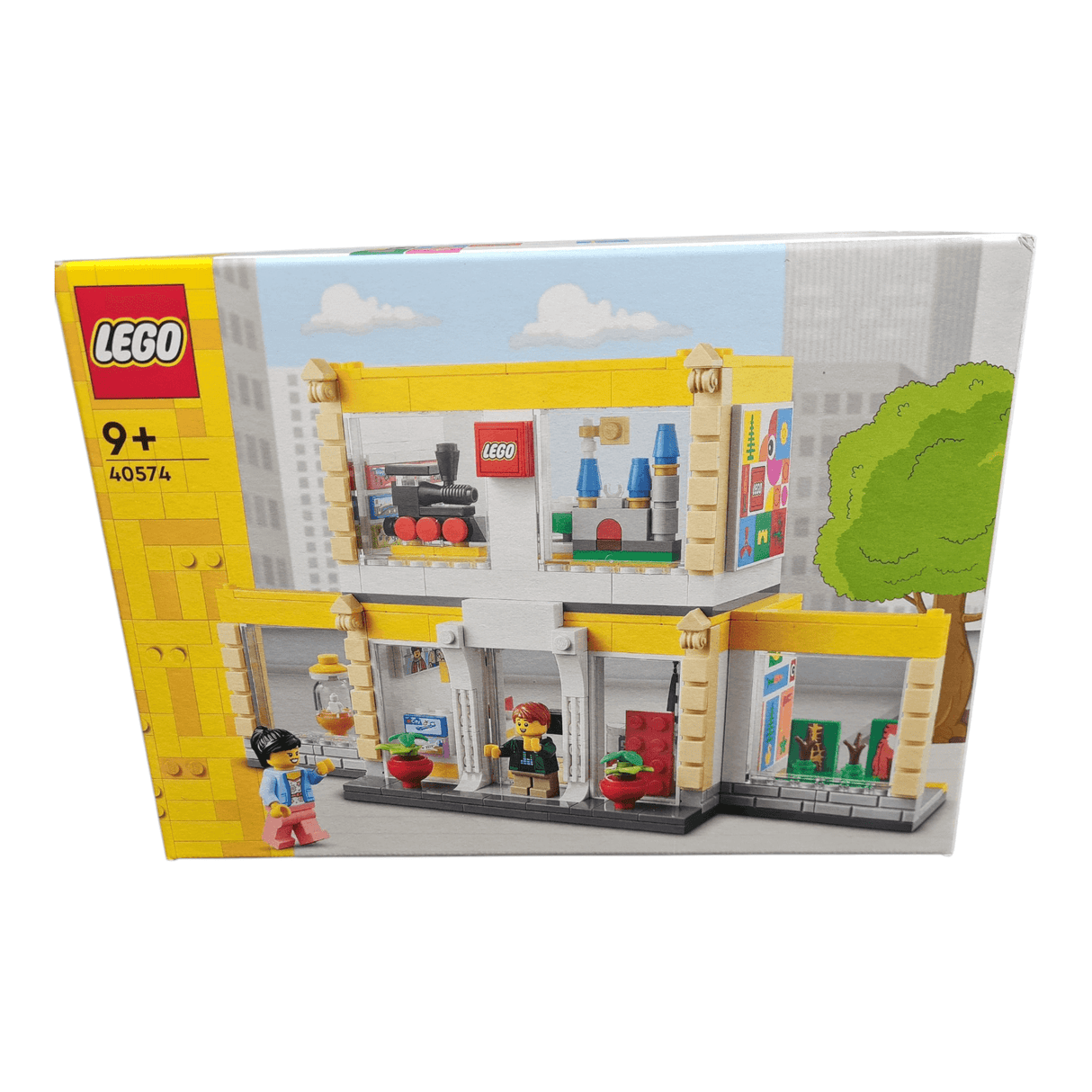 LEGO 40574 Retail Store Set box featuring 541 pieces, brand new and sealed, suitable for ages 9+, released in 2022.