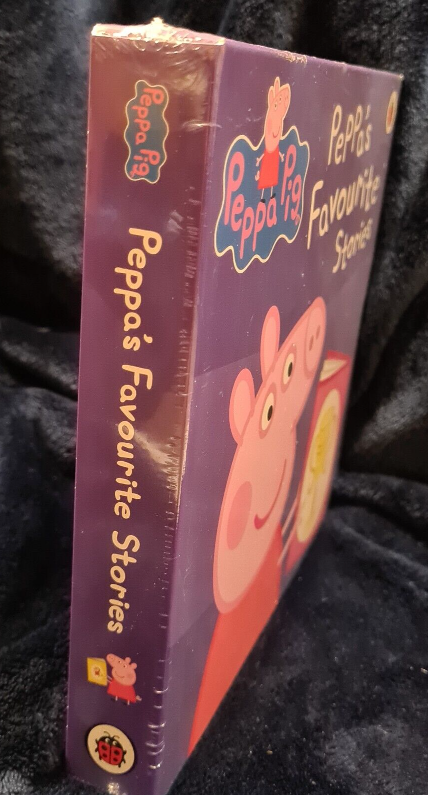 Peppa Pigs Favourite Stories 10 Paperback Book Collection with Slipcase & Sealed