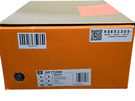 Adidas Ivy Park Top Ten 2000 shoe box showing size and model details, ID5107, UK8, US8.5, EUR42.