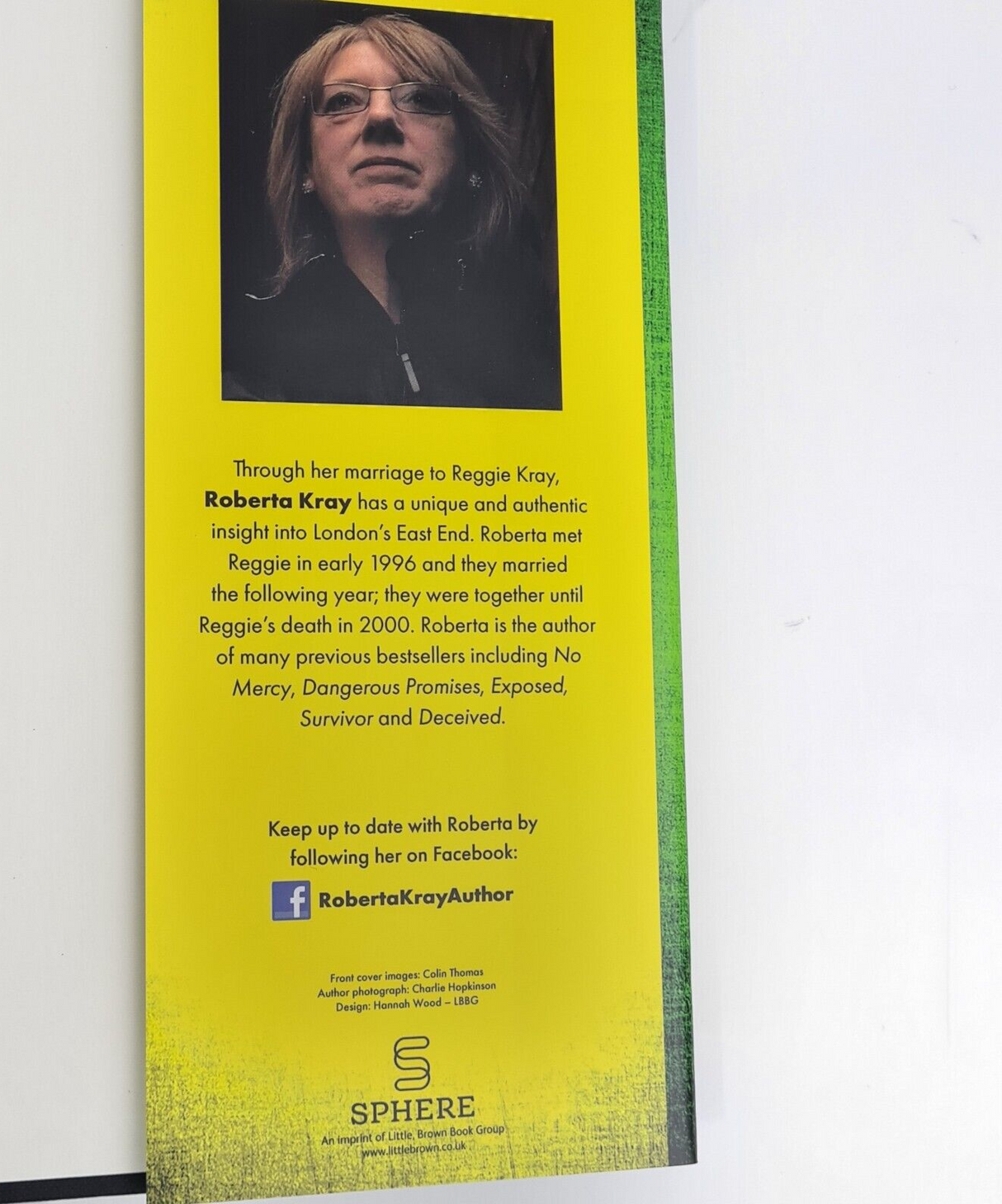 Hunted By Robeeta Kray - Hardback - Brand New - 9780751576849