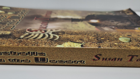 Signed Copy - Seashells in the Desert by Susan Tornga - Pre-Owned Paperback